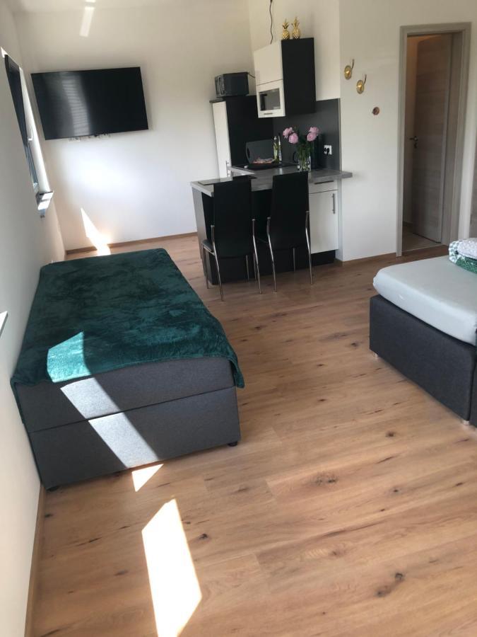 Apartment Im Sand Bad Schönborn Esterno foto