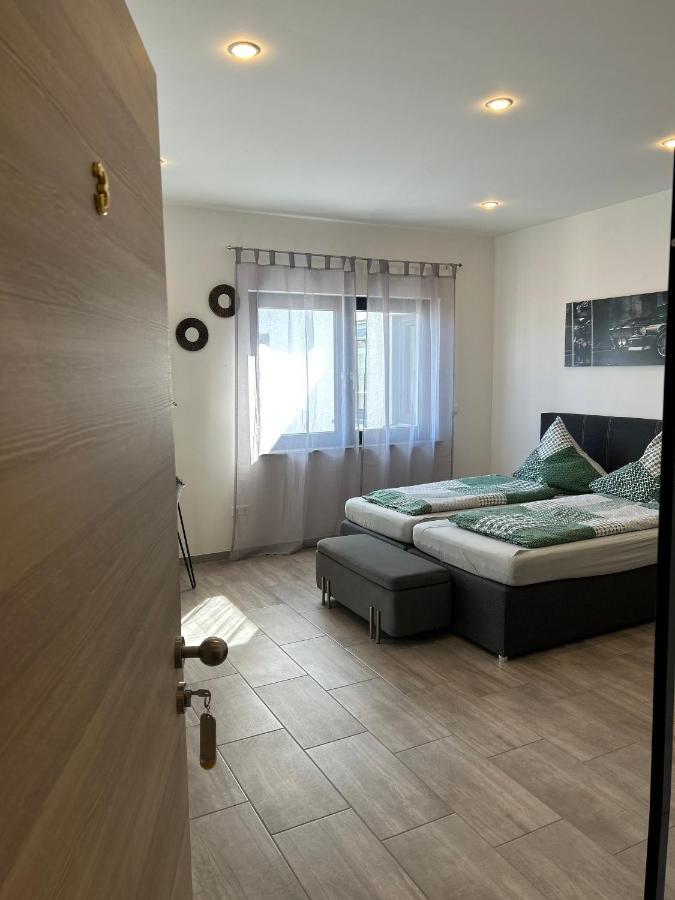 Apartment Im Sand Bad Schönborn Esterno foto