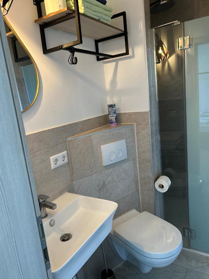 Apartment Im Sand Bad Schönborn Esterno foto
