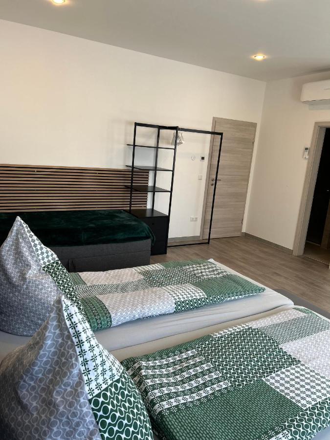 Apartment Im Sand Bad Schönborn Esterno foto
